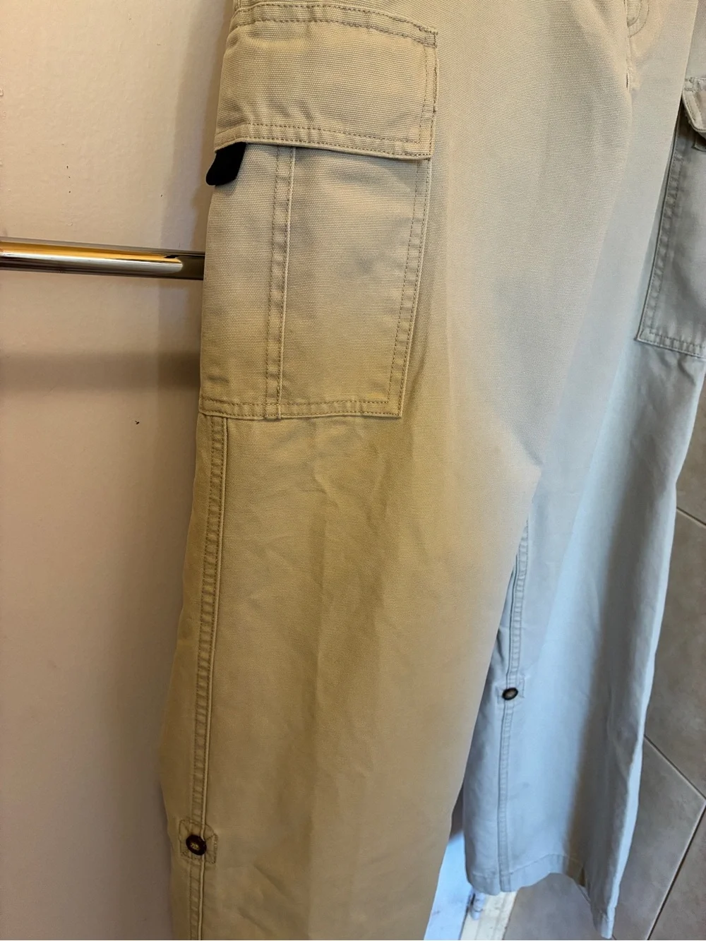 The North Face Men's Light Khaki Cargo Pants